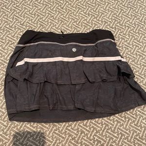 Lululemon pace setter skirt